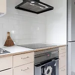 Spacious 3br Next To Downtown شقة *