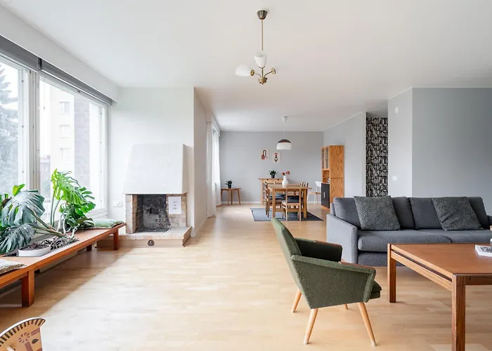 Spacious 3br Next To Downtown Apartamento