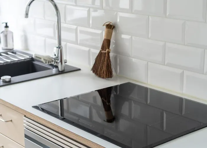 Spacious 3br Next To Downtown *