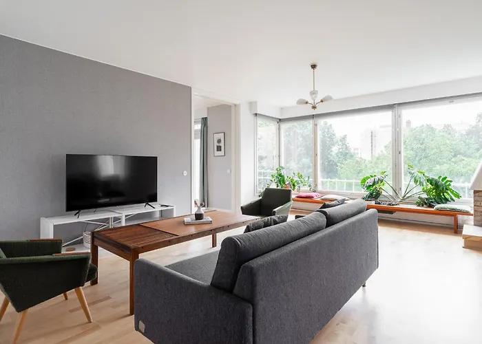 Spacious 3br Next To Downtown