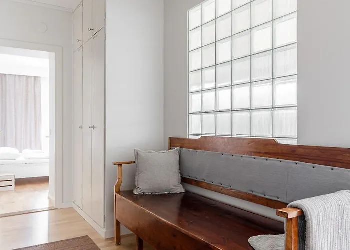 Апартаменты Spacious 3br Next To Downtown *